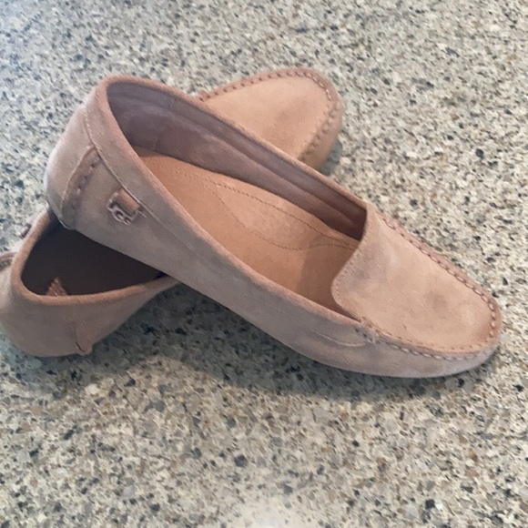 UGG Women's Milana Loafer Tan Suede size 8.5 fits like 8  by UGG - Picture 8 of 10